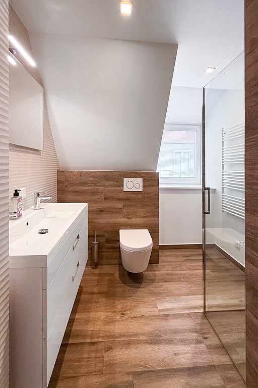 badkamer west 1.jpg